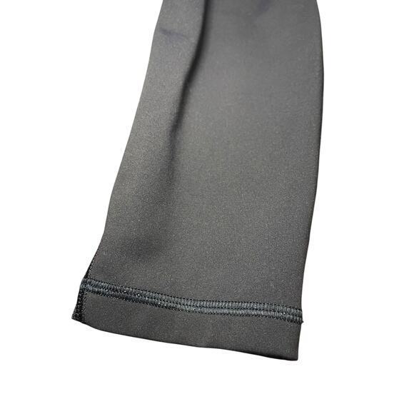 EUC Lululemon Women 2‎ Train Times 7/8 Pant Midnight Navy Blue Solid Color Mesh - Picture 10 of 17